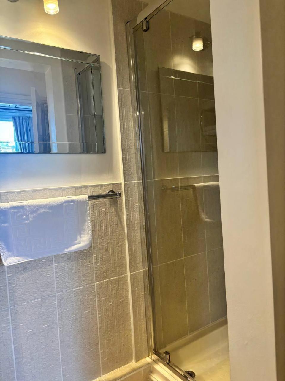 Glan Heulog Hotell Conwy Exteriör bild